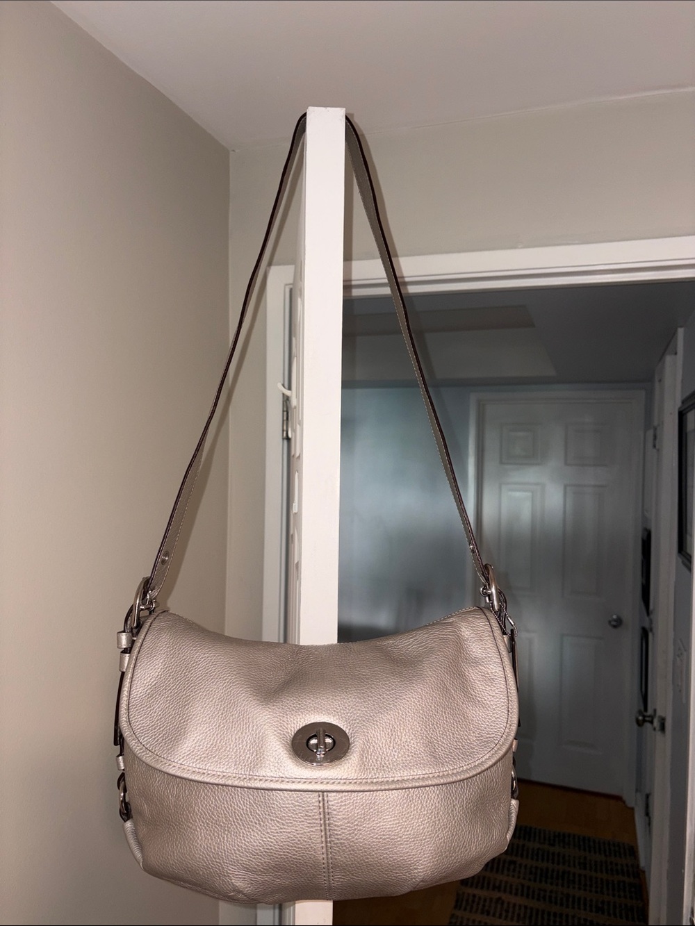 Coach Legacy Y2K Silver Flap Bag Purse Handbag Shoulder Bag EUC.